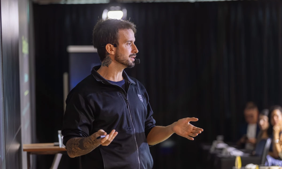 Formação e experiência em marketing médico